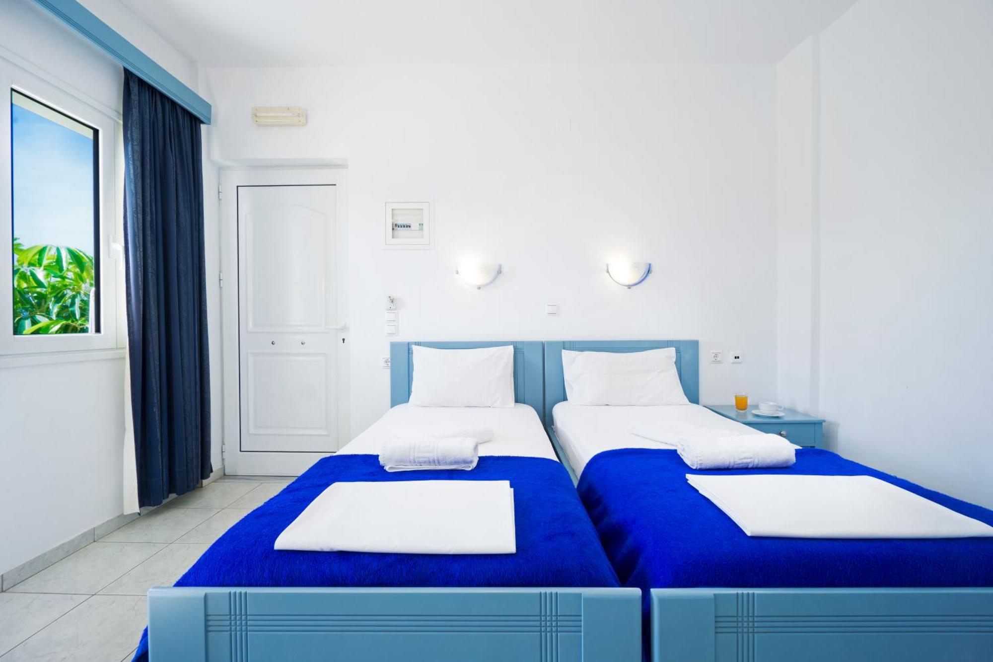 Georgina Aparthotel Agia Marina  Exterior photo